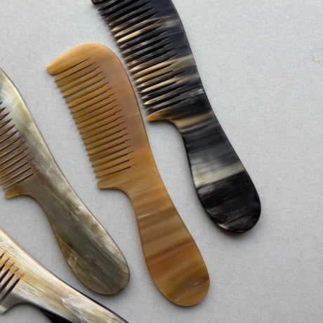 [KOSTKAMM]  Horn Comb with Handle / Wide / 17.5cm / 60H
