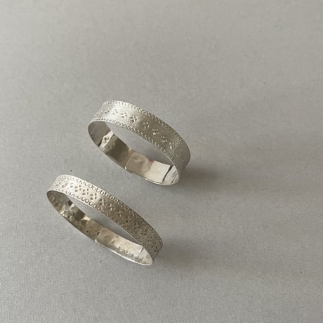 [ishi jewelry]  gonul collection / middle /  silver bangle