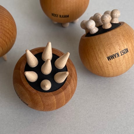 [KOSTKAMM]  Wooden Face Pointed massage ball
