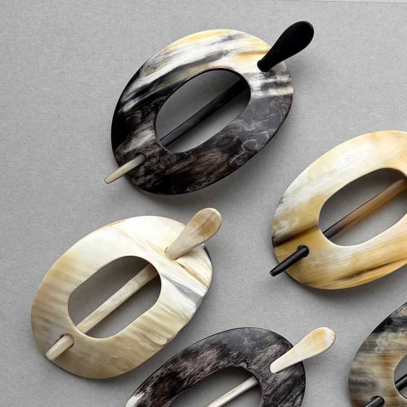 KOSTKAMM] Horn Hair Clip with Stick / 9436 |