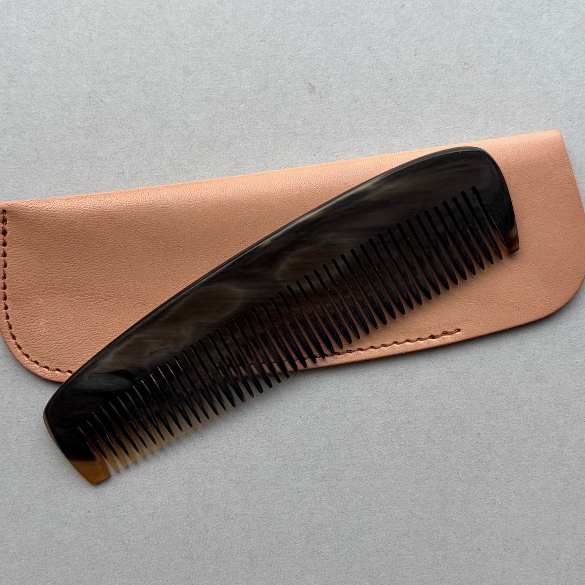 KOSTKAMM] Horn Pocket Comb / Narrow / 13.5cm