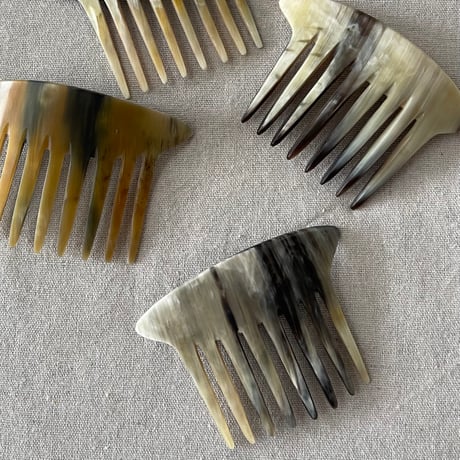 [kostkamm] Horn Decorative Comb  / 12x8 cm  / 9434