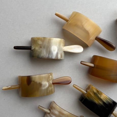 [KOSTKAMM]  Horn Hair Clip with Stick / 9437