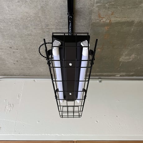 【B-2L20G-F】配線ダクトレール用 2灯LED ライト つや消し黒 　ガード付き 照明器具