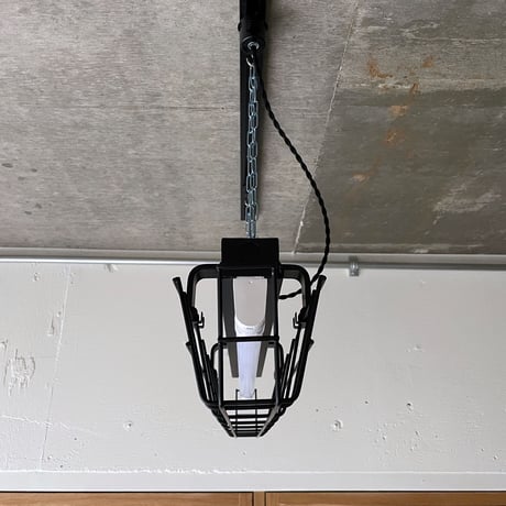 【B-1LG20】配線ダクトレール用1灯LEDライト    ガード付き つや消し黒