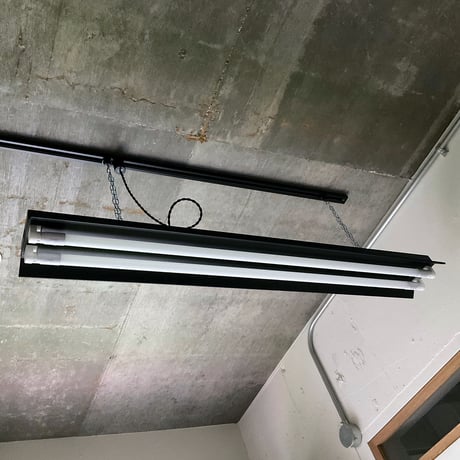 【B-2L40WK】ダクトレール用２灯 LEDライト　ワイド笠付き　 つや消しブラック　照明器具