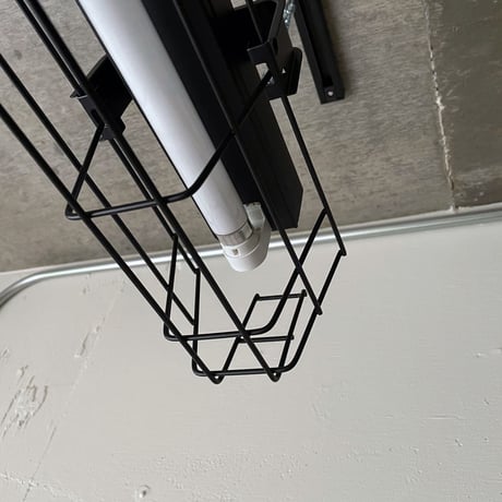 【B-1KG16】配線ダクトレール用1灯　Hf蛍光灯器具   ガード付き つや消し黒