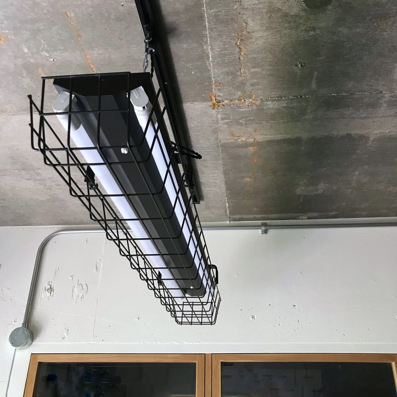 B-2LG01】ダクトレール用 2灯 LEDライト 逆富士 ガード付き つや消し