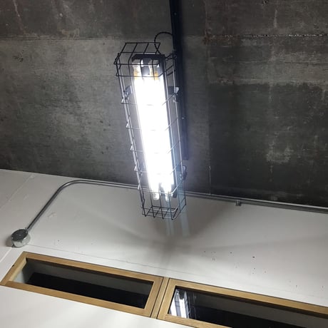 【B-2L20G】配線ダクトレール用 2灯LED ライト つや消し黒 　ガード付き 照明器具