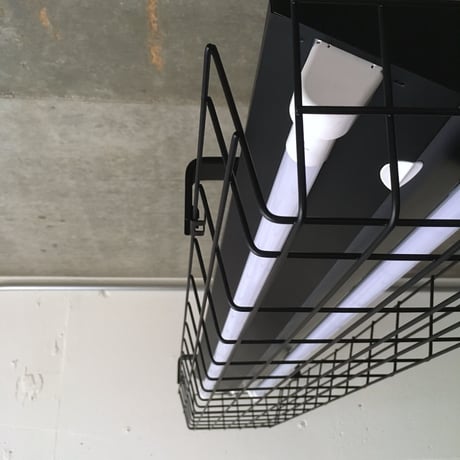【B-2LWG】配線ダクトレール用 ２灯 LEDライト 笠、 ガード付き　つや消しブラック 照明器具