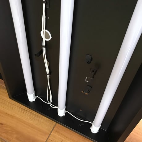天井直付け　３灯照明器具　ルーバー付き　つや消し黑　※要電気工事