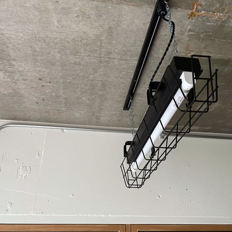 【B-1KG16】配線ダクトレール用1灯　Hf蛍光灯器具   ガード付き つや消し黒
