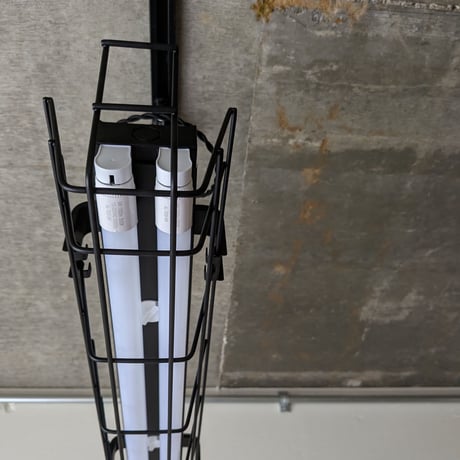 【B-2LG20-S】配線ダクトレール用 ２灯LEDライト　つや消し黒   ガード付き