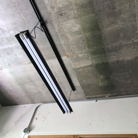 【B-2L40K】ダクトレール用２灯 LEDライト　笠付き　 つや消しブラック　照明器具