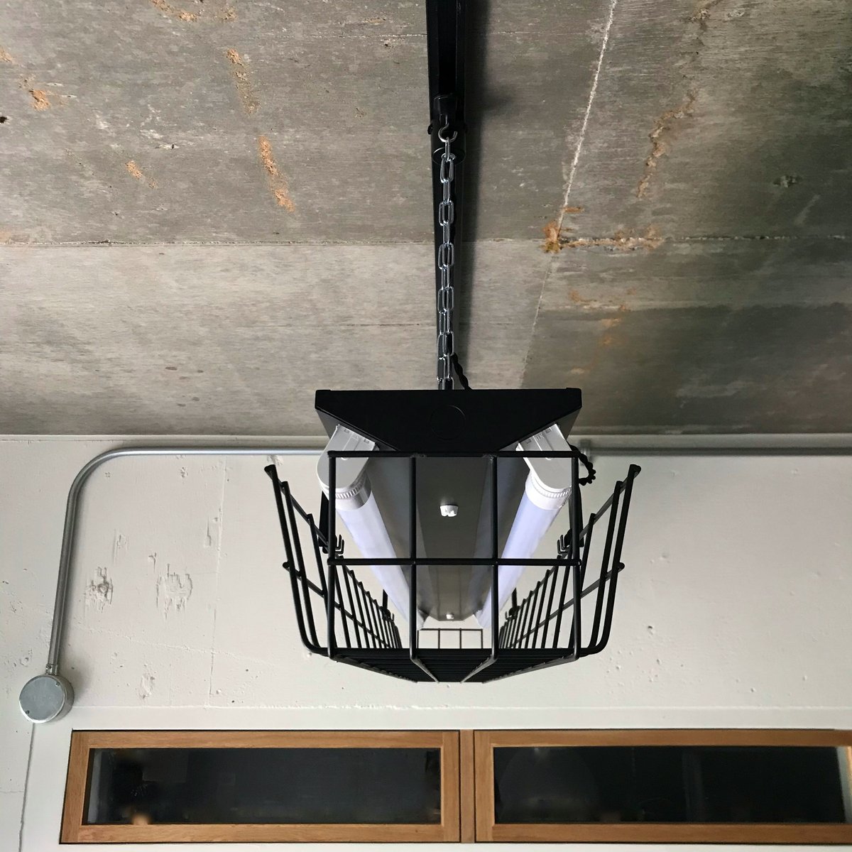 B-2LG01】ダクトレール用 2灯 LEDライト 逆富士 ガード付き つや消し