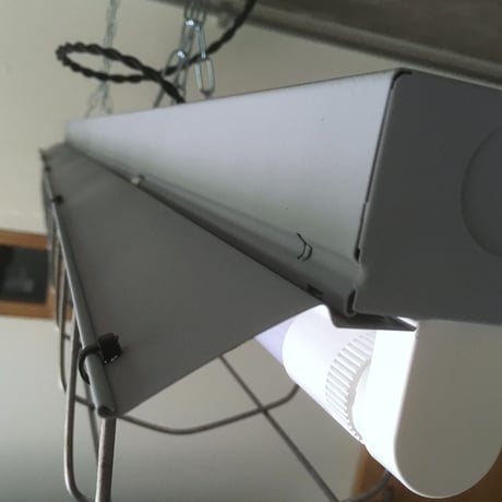 【GR-P1LGSD】1灯LEDライト 笠、ガード一体型  ツヤ消しグレー　ダクトレール用