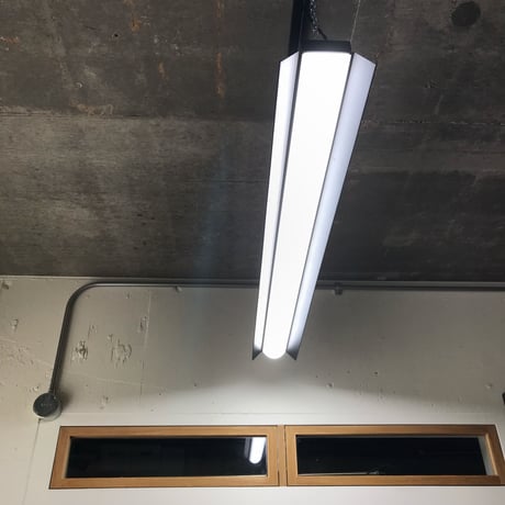 【B-2LS】 ダクトレール用　一体型LEDライト　笠付き  つや消しブラック