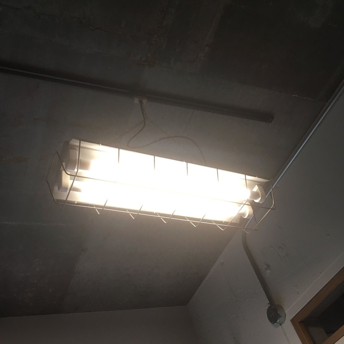 SB-2L20K】2灯 LED蛍光灯 つや消しグレー 引っ掛けシーリング用 照明