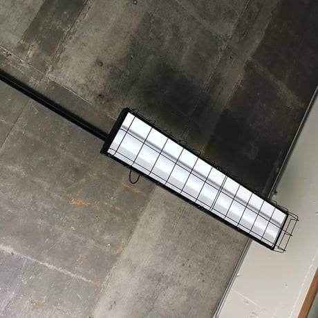 １台限定【BW-LFG-MT】 配線ダクトレール用　一体型LEDライト　つや消しブラック アイアンガード