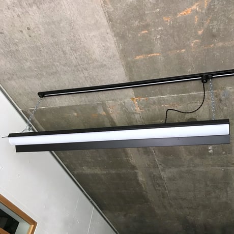 【B-2LS】 ダクトレール用　一体型LEDライト　笠付き  つや消しブラック