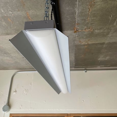 【GR-2LS】 ダクトレール用　一体型LEDライト　笠付き  つや消しグレー