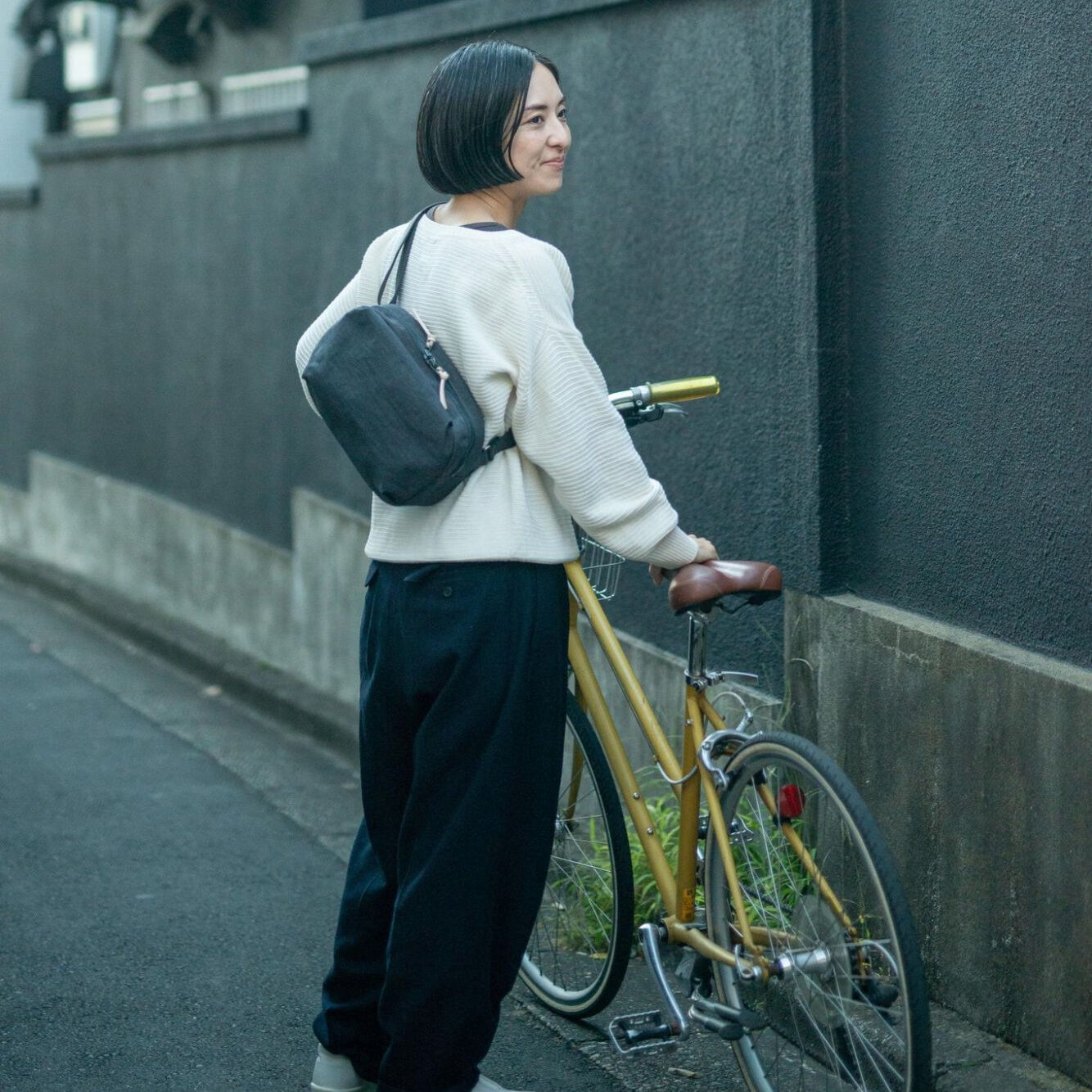 【美品】 NIZYU KANO FUKUI SIWA ナイロン ボディバッグ M original