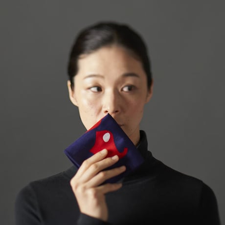 印染 はんかち『戌』柄　- 親しみを込めて -