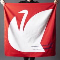 印染 風呂敷『鶴』一匹　- 空高く舞うように -