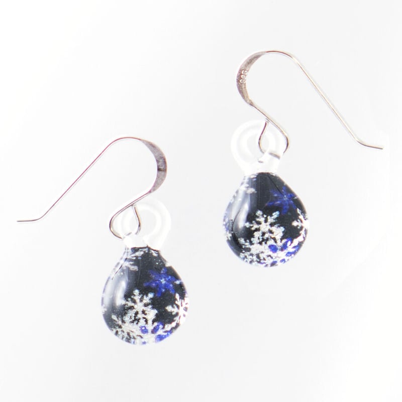 Falling Snowセット＞ ネックレス＋ピアス／イヤリングSサイズ | north