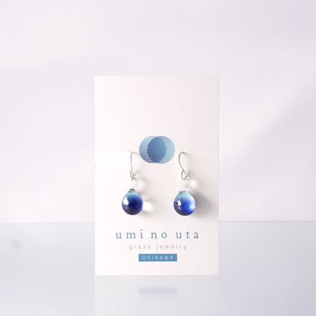 【夏限定】Blue Oceanセット　ネックレス＋ピアス／イヤリング ＜海の謌 umi no uta  GLASS JEWELRY＞