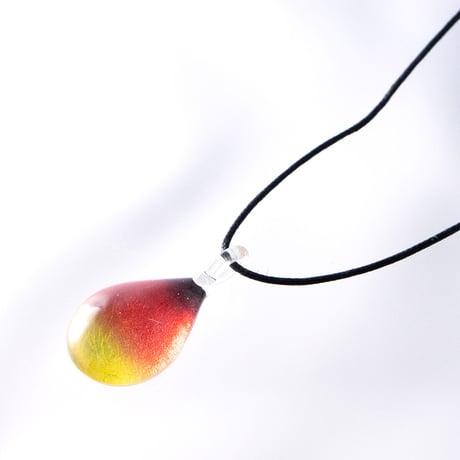 【夏限定】Sunset Oceanセット　ネックレス＋ピアス ＜海の謌 umi no uta  GLASS JEWELRY＞ [UPMW-014] [UEWXS-002]