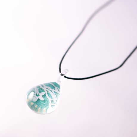 【夏限定】Star Sand Emerald ＜海の謌 umi no uta  GLASS JEWELRY＞ [UPMW-2-001]