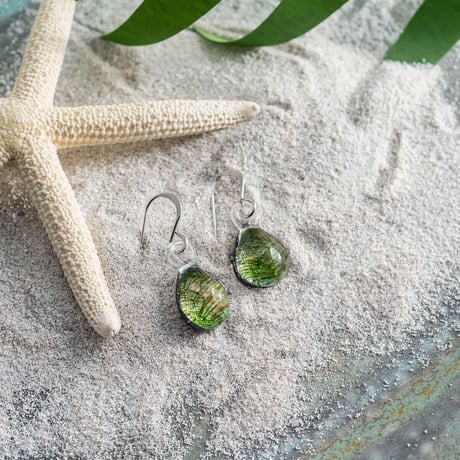 【夏限定】Palm Leaf ピアス＜海の謌 umi no uta  GLASS JEWELRY＞ [UEWXS-006]