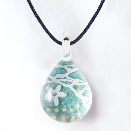 【夏限定】Star Sand Emerald ＜海の謌 umi no uta  GLASS JEWELRY＞ [UPMW-2-001]
