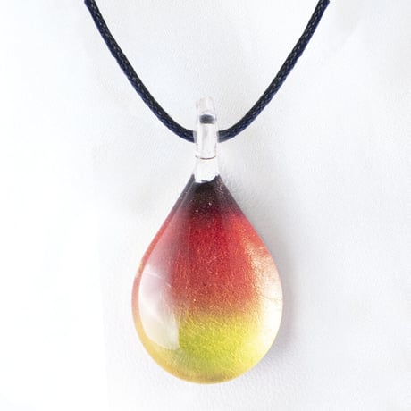 【夏限定】Sunset Oceanセット　ネックレス＋ピアス ＜海の謌 umi no uta  GLASS JEWELRY＞ [UPMW-014] [UEWXS-002]