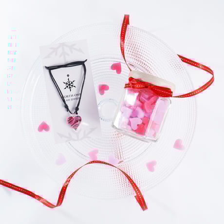 【ホワイトデーセット予約商品】ハートSサイズ Pink Line & ローズゼラニウムのアロマキャンドルセット【ギフトバック付き】[NHS-P-001]