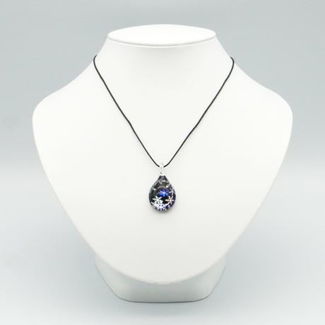 ＜Falling Snowセット＞ ネックレス＋ピアス／イヤリングSサイズ