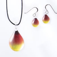 【夏限定】Sunset Oceanセット　ネックレス＋ピアス ＜海の謌 umi no uta  GLASS JEWELRY＞ [UPMW-014] [UEWXS-002]