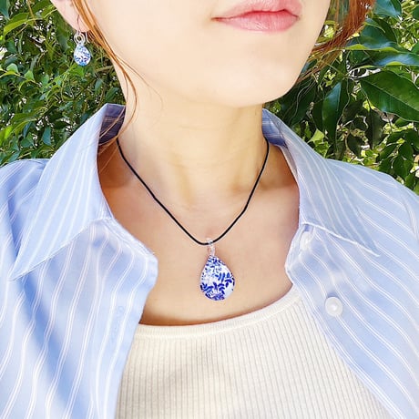【夏限定】Blue Leaf ＜海の謌 umi no uta  GLASS JEWELRY＞ [UPMW-001]