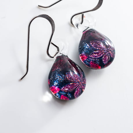 【夏限定】Purple Flower ピアス＜海の謌 umi no uta  GLASS JEWELRY＞ [UEWXS-005]