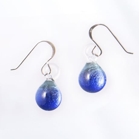 【夏限定】Blue Oceanセット　ネックレス＋ピアス／イヤリング ＜海の謌 umi no uta  GLASS JEWELRY＞