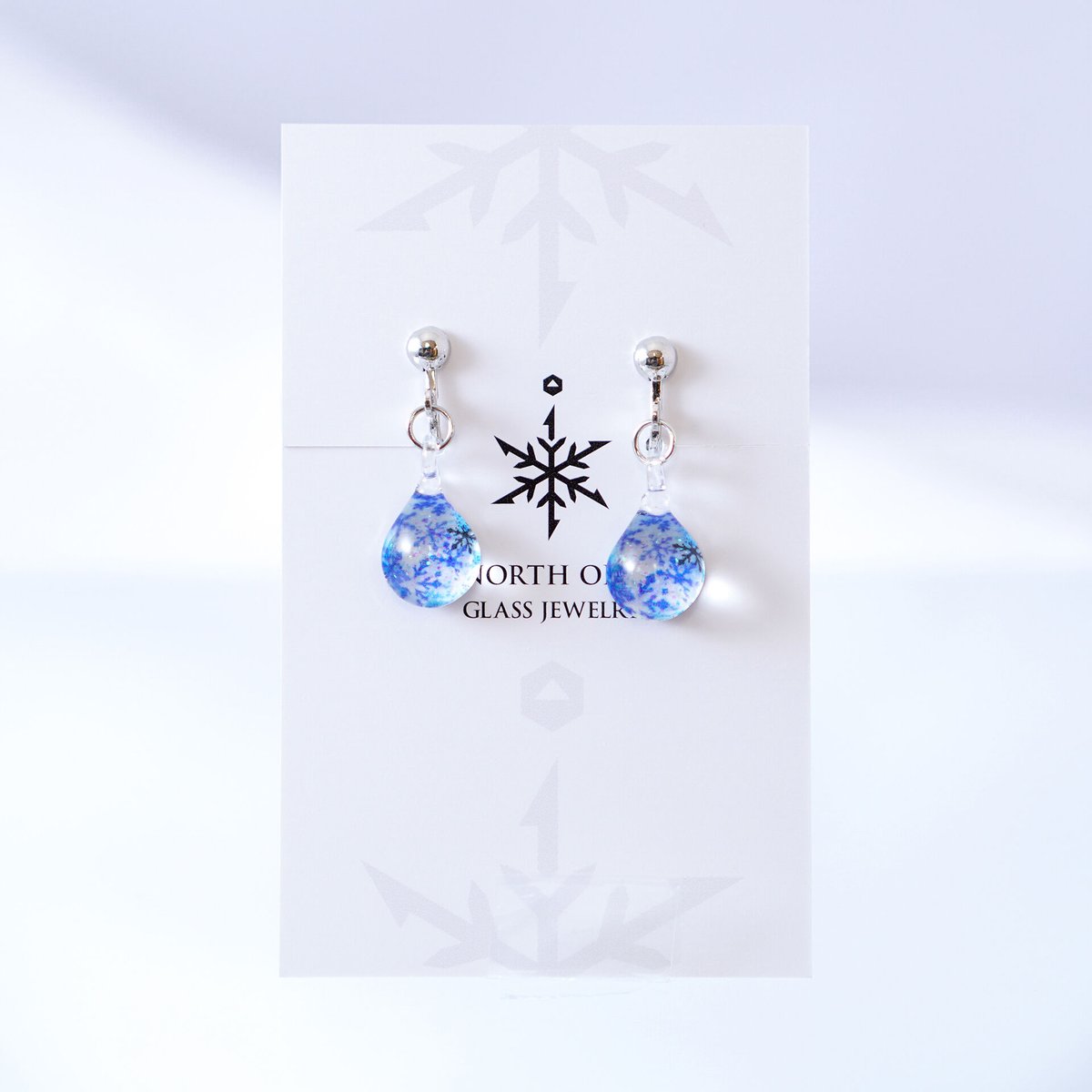 Blue Snow Patternセット＞ ネックレス＋ピアス／イヤリングSサイズ