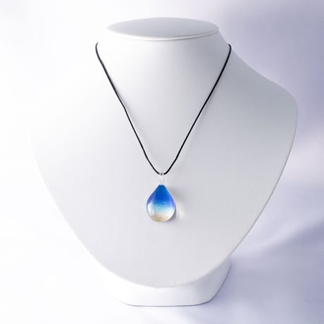 【夏限定】Star Sand Beach ＜海の謌 umi no uta  GLASS JEWELRY＞ [UPMW-2-002]