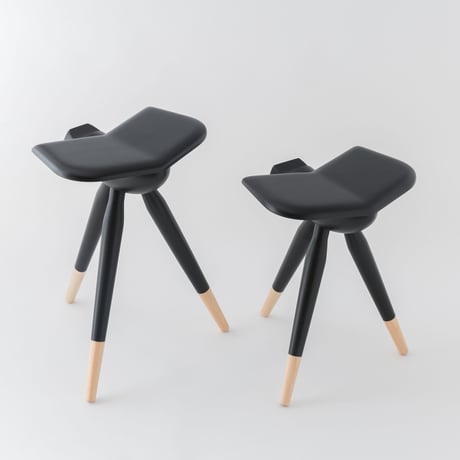 YATAGARASU STOOL    八咫烏スツール　ー顔なし・HIGH・黒ー