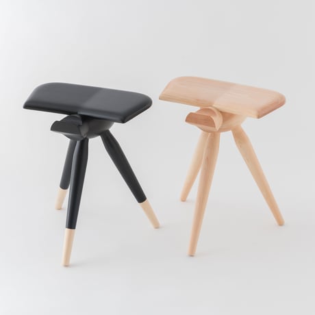 YATAGARASU STOOL    八咫烏スツール　ー顔あり・LOW・クリアー