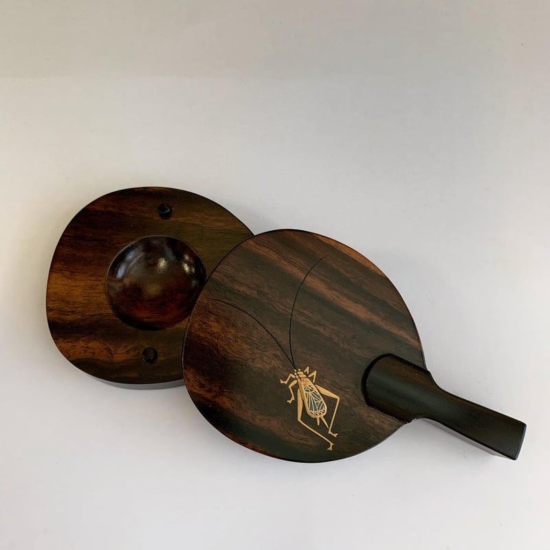 西村宗幸 黒柿鈴虫蒔絵団扇香合【茶道具／香合／共箱／新品】 | 龍門堂