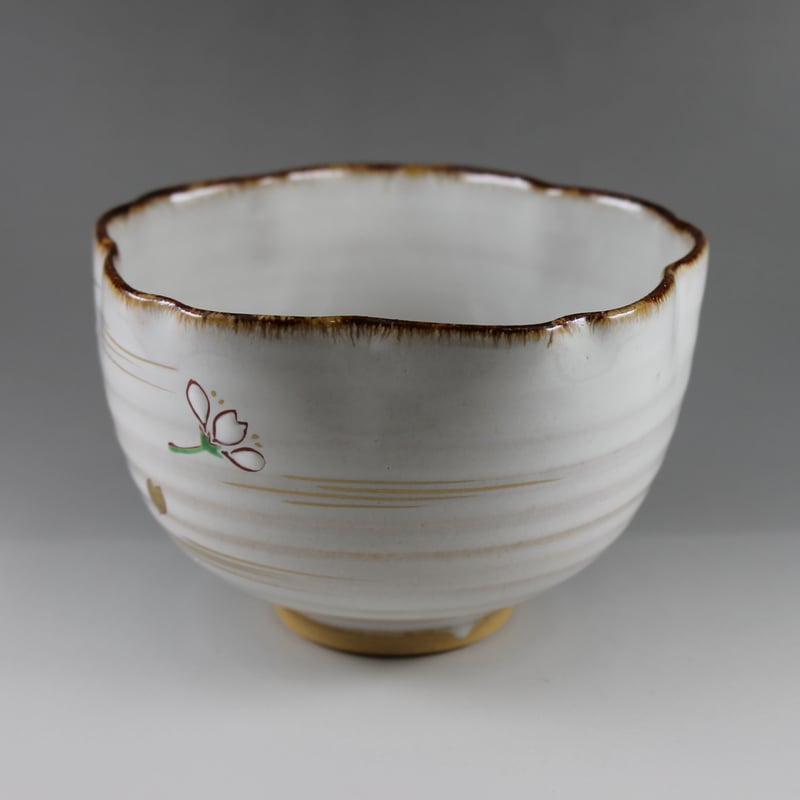 中村良二 灰釉桜形茶碗【茶道具/茶碗/共箱/新品】 | 龍門堂 中村良二 灰釉桜形茶碗【茶道具/茶碗/共箱/新品】 | 龍門堂