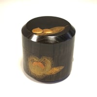 坂下雄峰 淡々斎好写春秋丸紋蒔絵大棗【茶道具/棗/共箱】 | 龍門堂 坂下雄峰 淡々斎好写春秋丸紋蒔絵大棗【茶道具/棗/共箱】 | 龍門堂