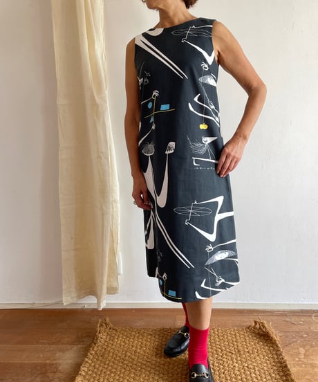 HAYAMA SUNDAY　ハヤマサンデー　ワンピース　ドッグ刺繍 L　青系 30%OFF 袖刺繍前あきワンピース｜マライカ公式通販