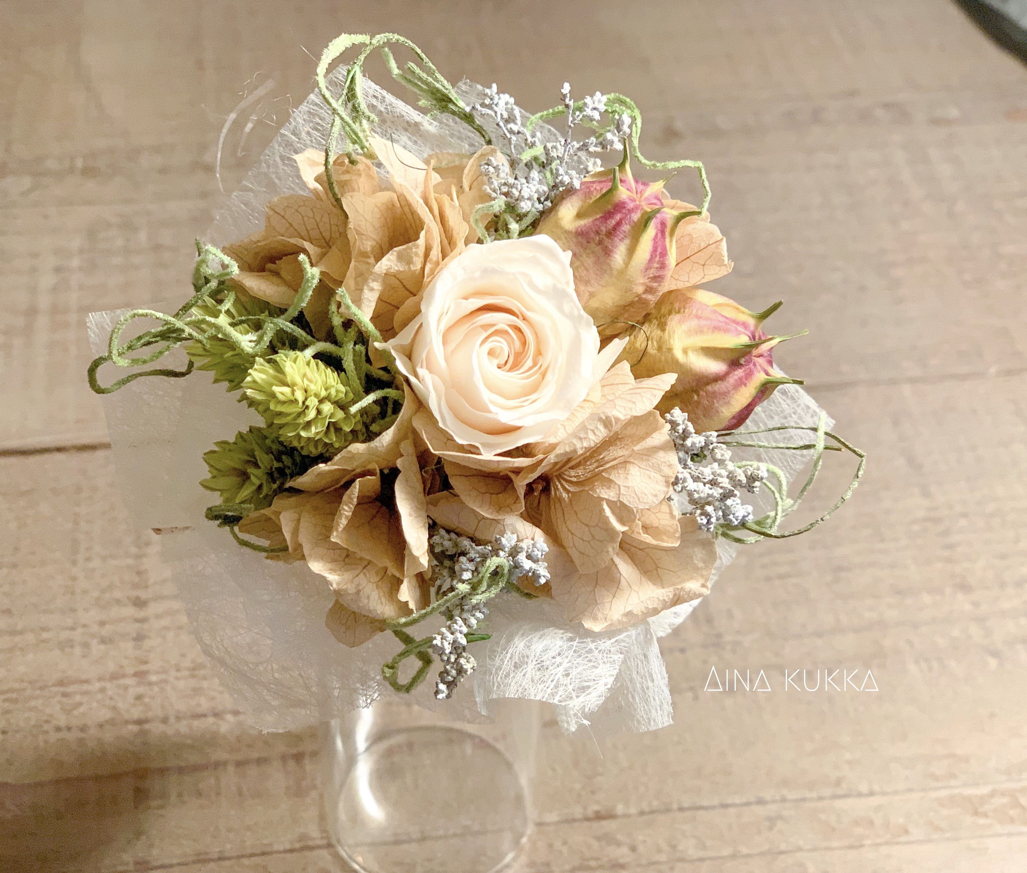 プリザーブドフラワーのブーケ♡ ナチュラルベージュ プチブーケ] カラー6種/プリザーブドフラワー | Flower works AINA KUKKA